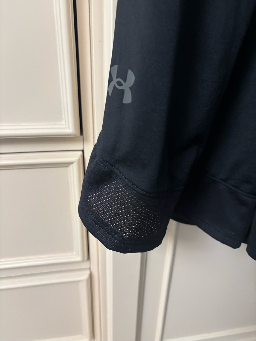 Under Armour Men’s Black Performance Jacket with Reflective Logo